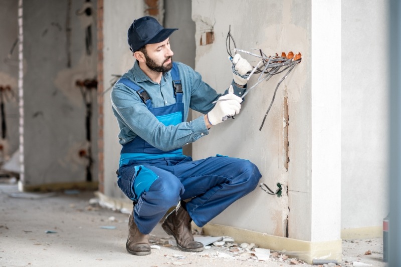 An image of an electrical spotter working at a site