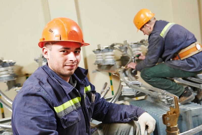 An image of electricians working